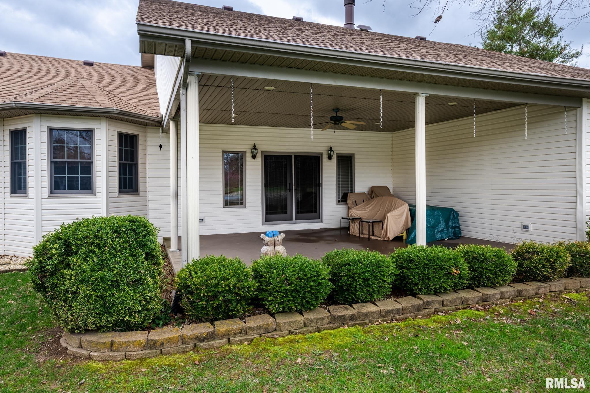 15052 Eastland Road Marion, IL 62959 - Photo 31 of 43