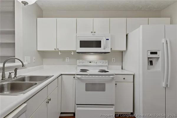 $162,500 | 420 Bubble Creek Court, Unit 3, Fayetteville, NC 28311