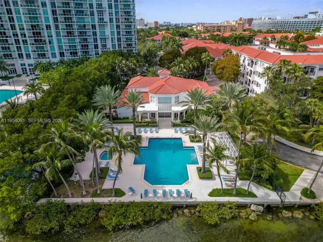 $499,000 | Alaqua Condominiums, Aventura, FL 33160