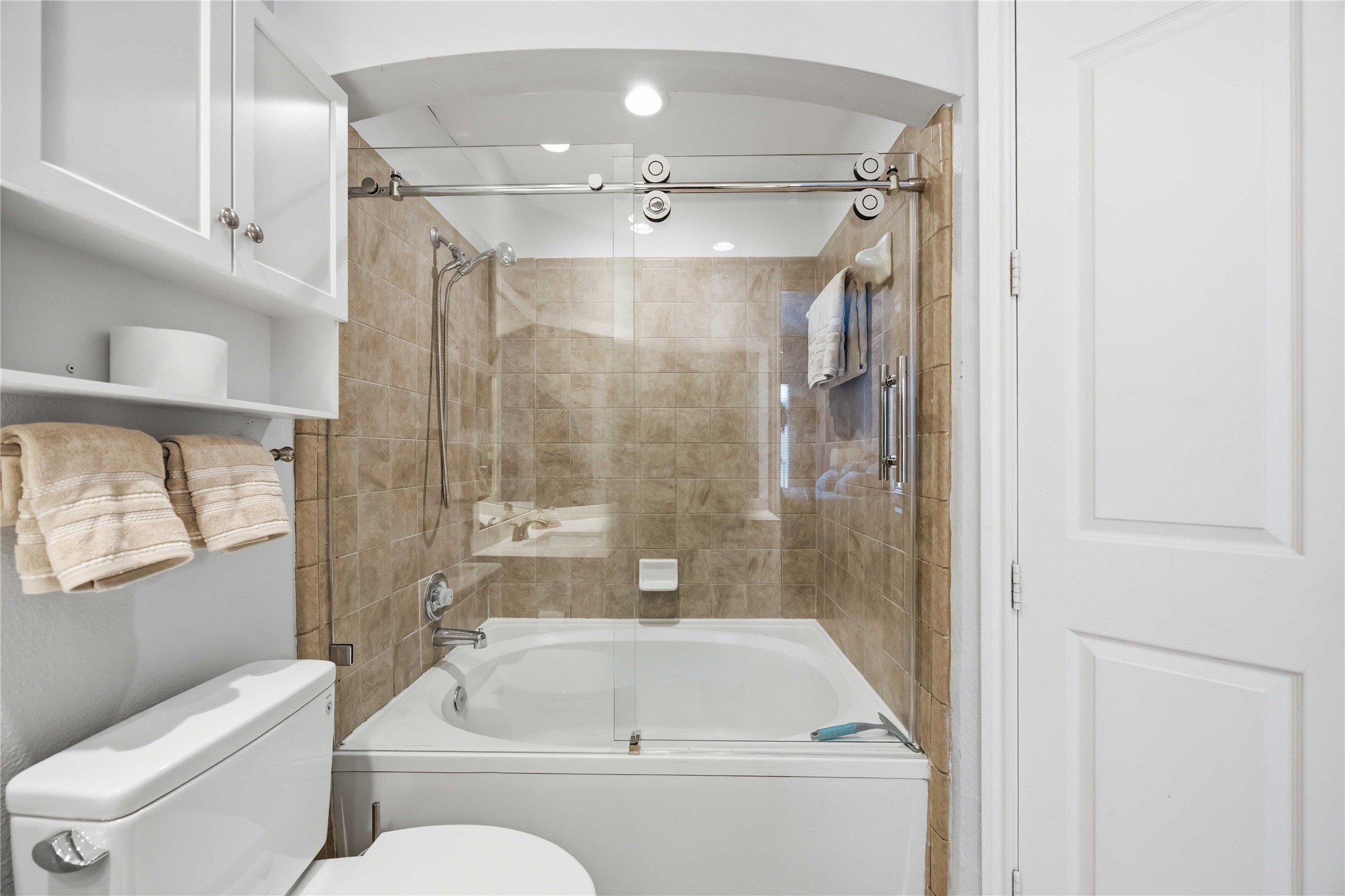 2400 McCue Road, Unit 252 Houston, TX 77056 - Photo 24 of 30