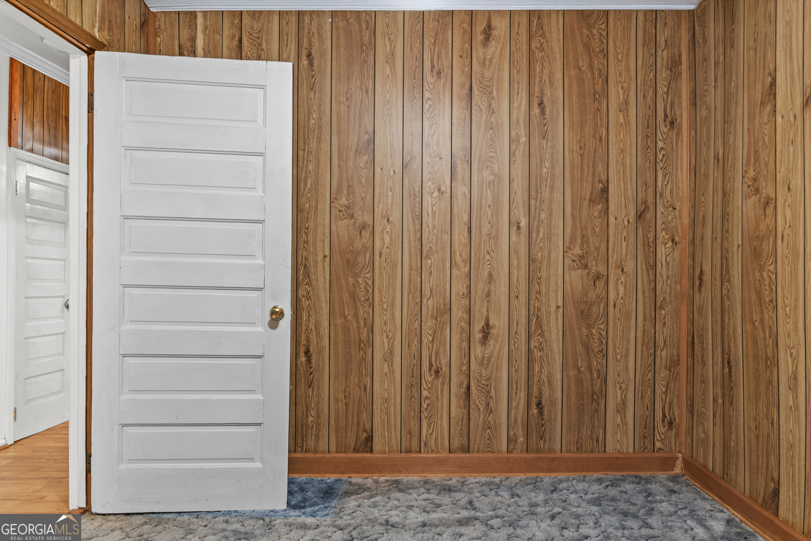 724 Hill Street Madison, GA 30650 - Photo 21 of 36 a view of door