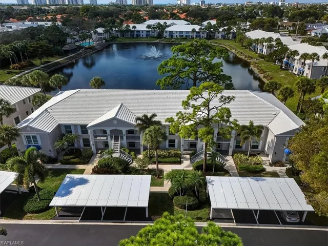 $4,900 | 845 Gulf Pavillion Drive, Unit 102, Naples, FL 34108