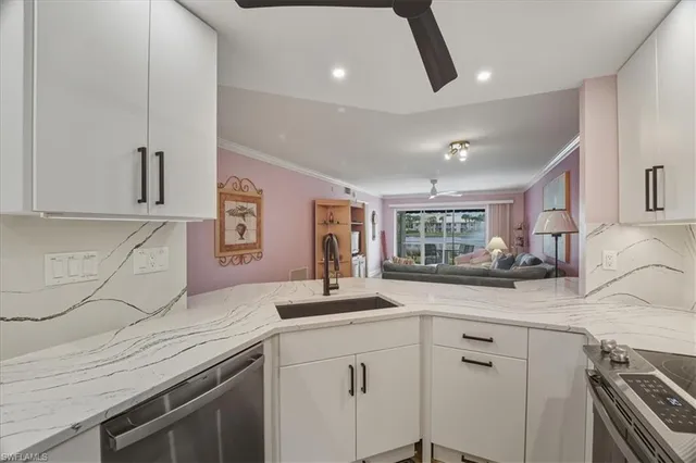 $4,900 | 845 Gulf Pavillion Drive, Unit 102, Naples, FL 34108