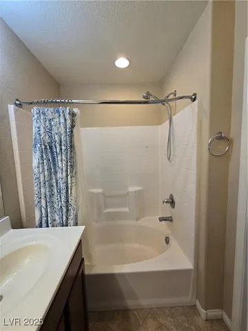 $2,050 | 6673 Boom Town Drive, Las Vegas, NV 89122