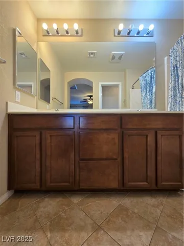 $2,050 | 6673 Boom Town Drive, Las Vegas, NV 89122