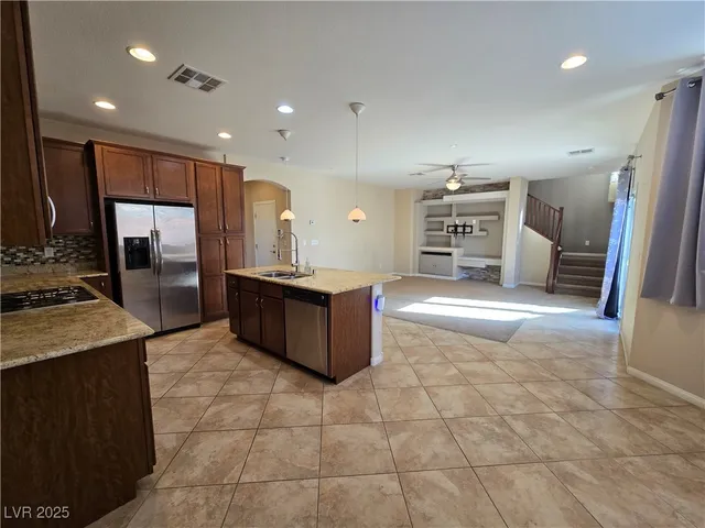 $2,050 | 6673 Boom Town Drive, Las Vegas, NV 89122