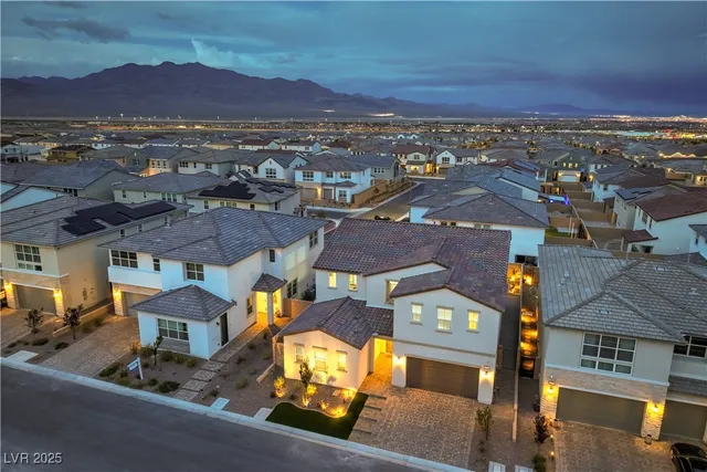 $899,000 | 8984 Rolling Pietra Street, Las Vegas, NV 89166