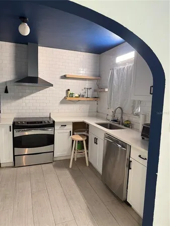 $1,150 | 345 22nd Avenue South, St. Petersburg, FL 33705