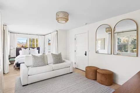 $4,495,000 | 60 Harbor Drive, Sag Harbor, NY 11963