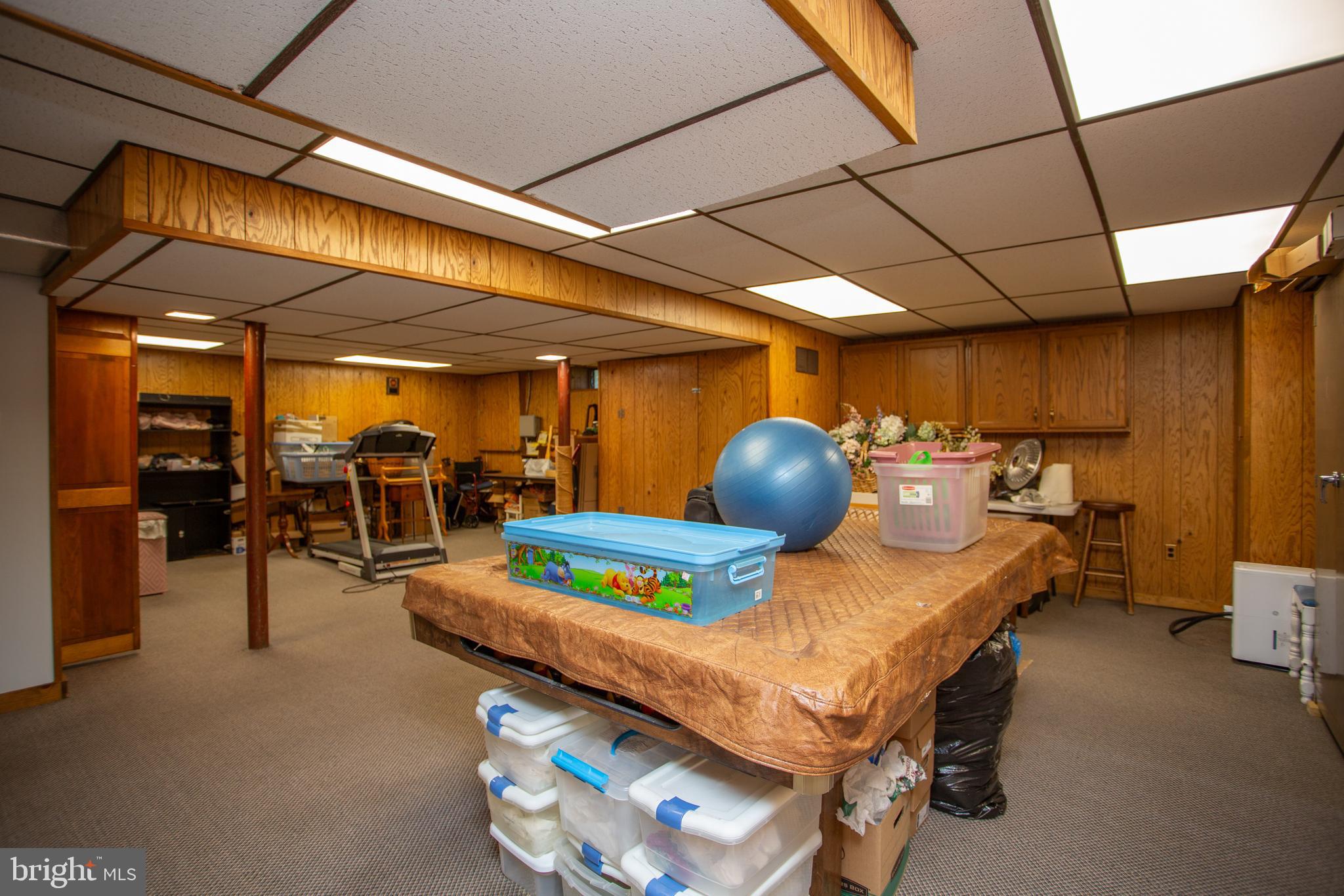 2018 Buckingham Drive Jamison, PA 18929 - Photo 20 of 28 a room with furniture and a table