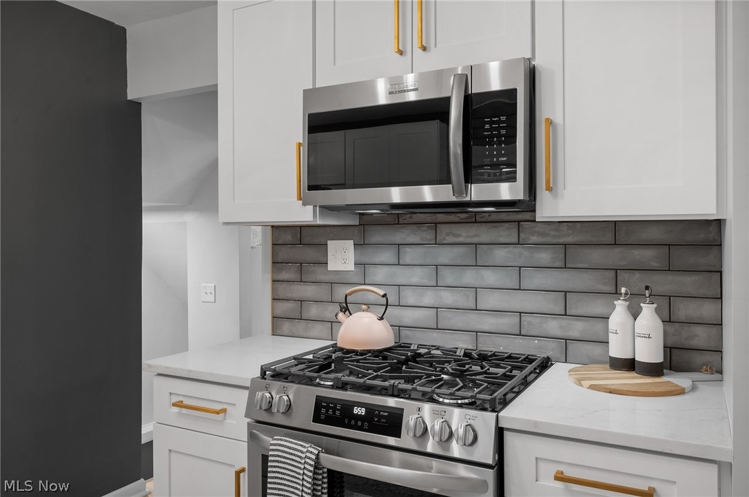 939 Elbon Road Cleveland Heights, OH 44121 - Photo 9 of 33