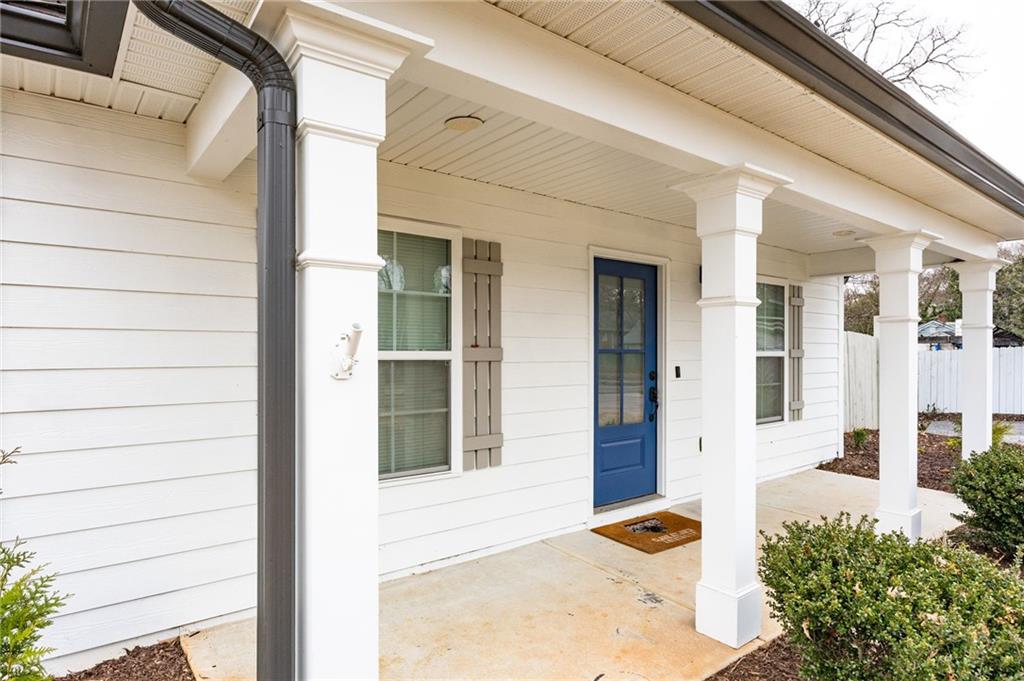 1490 Darnell Road Southeast Marietta, GA 30060 - Photo 4 of 38