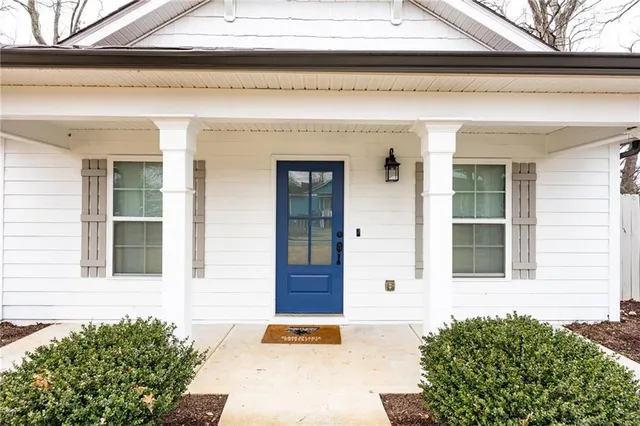 a view of entrance front of house