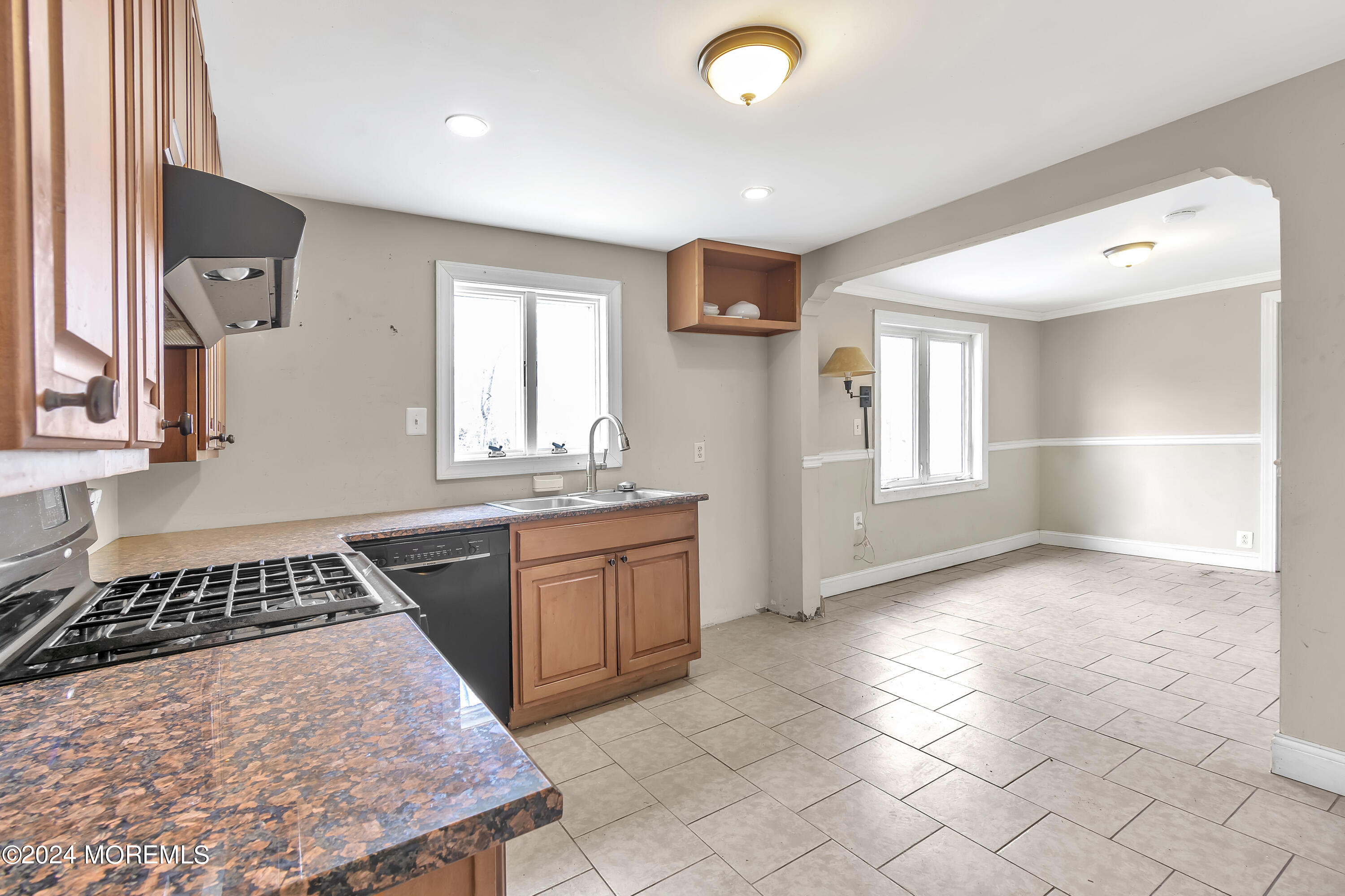 430 Everett Road Lincroft, NJ 07738 - Photo 4 of 16 arb_0113