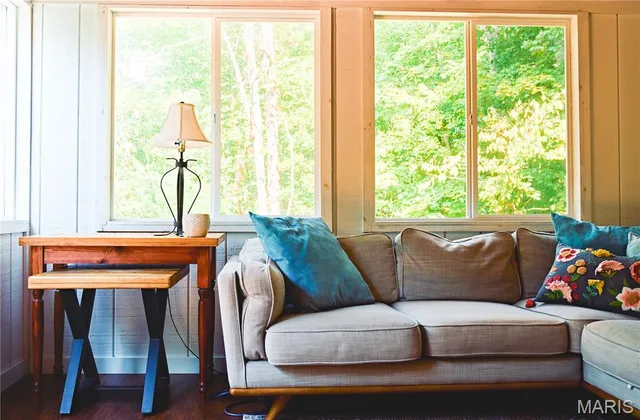 $489,000 | 11562 Anthonies Mill Road, Bourbon, MO 65441