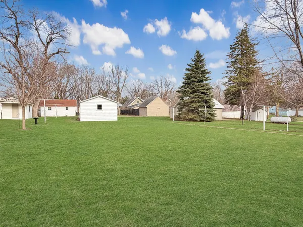 $130,000 | 220 Maple Street, Balaton, MN 56115