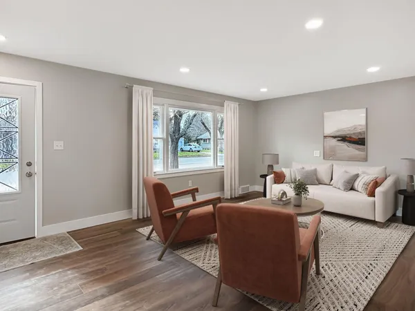 $130,000 | 220 Maple Street, Balaton, MN 56115