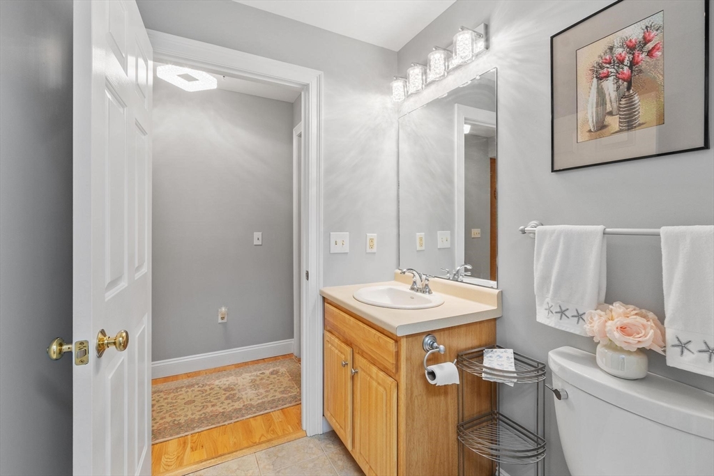 135 Beach Road, Unit E1 Salisbury, MA 01952 - Photo 16 of 39