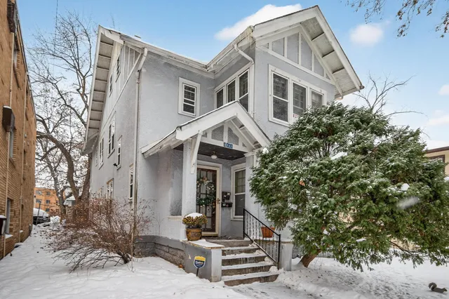 $1,800 | 3117 Aldrich Avenue South, Unit 2, Minneapolis, MN 55408