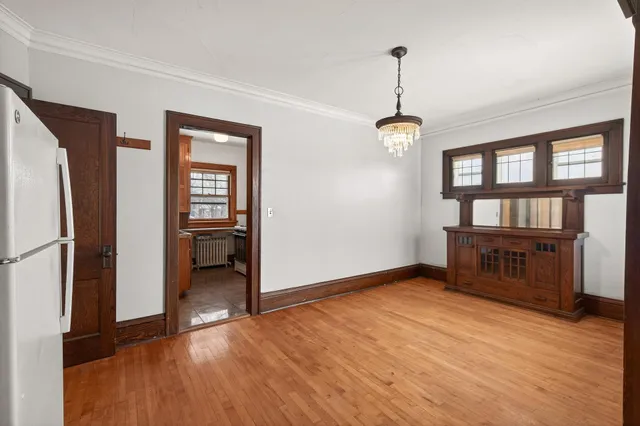 $1,800 | 3117 Aldrich Avenue South, Unit 2, Minneapolis, MN 55408