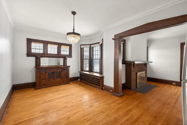 $1,800 | 3117 Aldrich Avenue South, Unit 2, Minneapolis, MN 55408