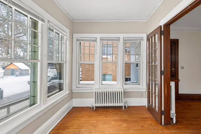 $1,800 | 3117 Aldrich Avenue South, Unit 2, Minneapolis, MN 55408