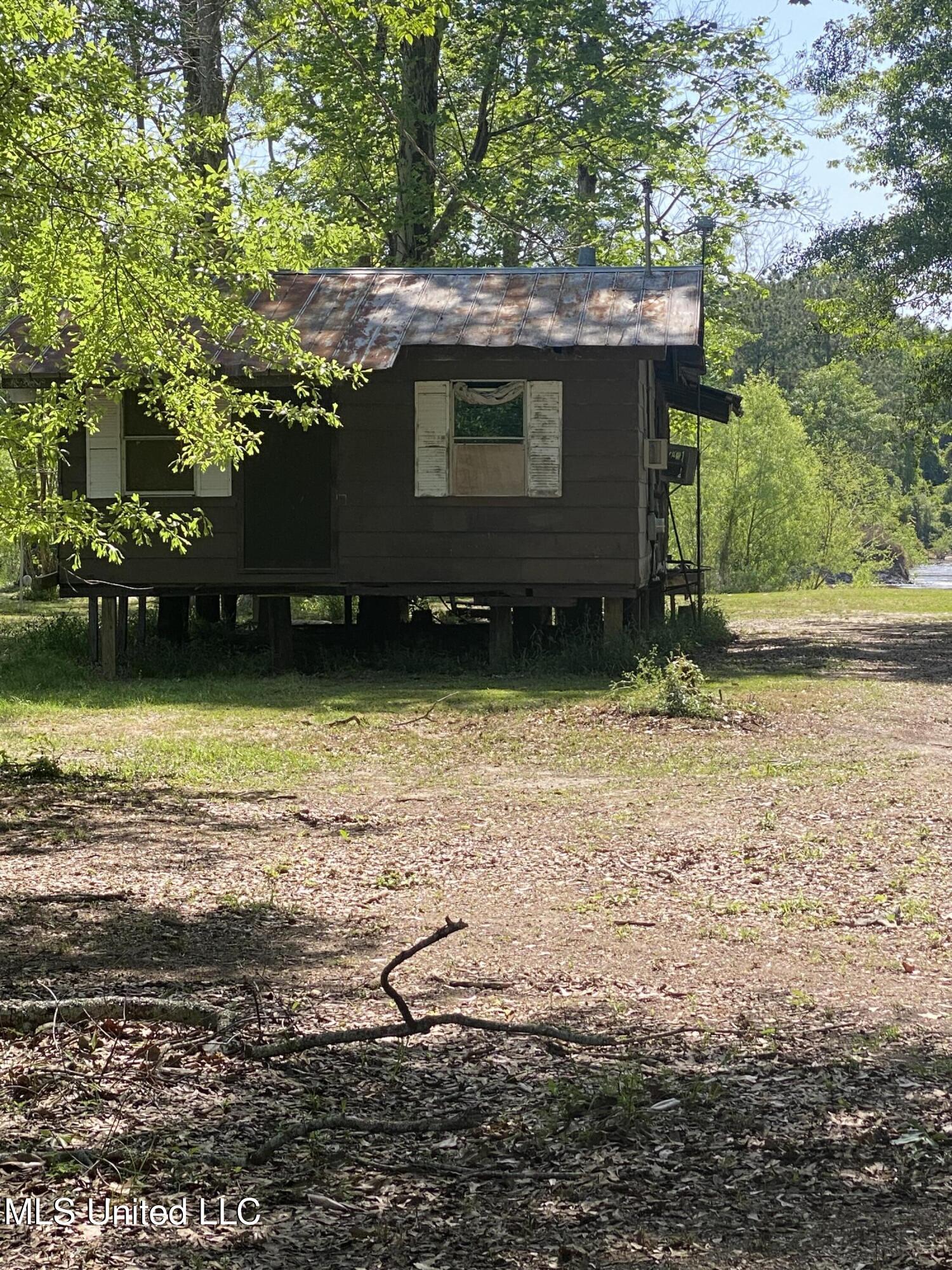 116 Parkside Drive Picayune, MS 39466 - Photo 4 of 11 3 IMG_3255
