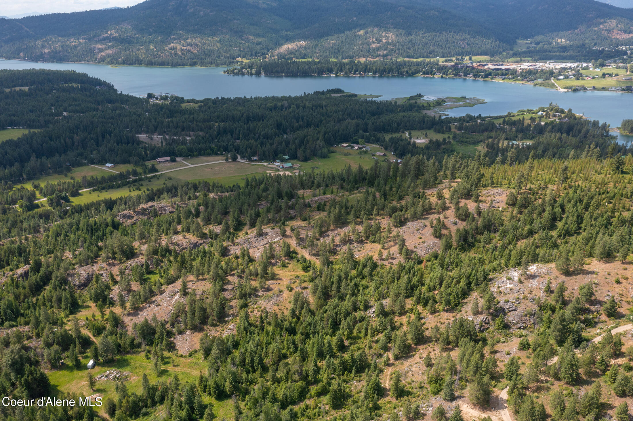 5095 Jewel Lake Road Sagle, ID 83860 - Photo 14 of 25 2 15