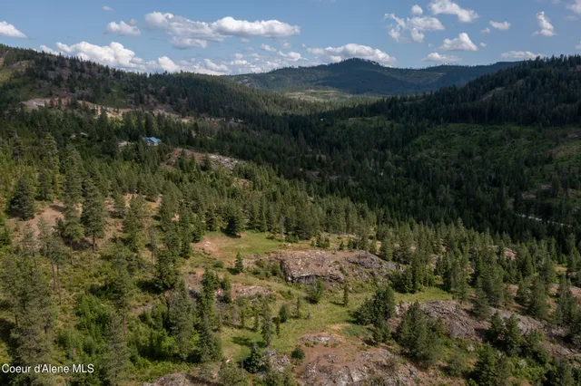 $220,000 | 5095 Jewel Lake Road, Sagle, ID 83860