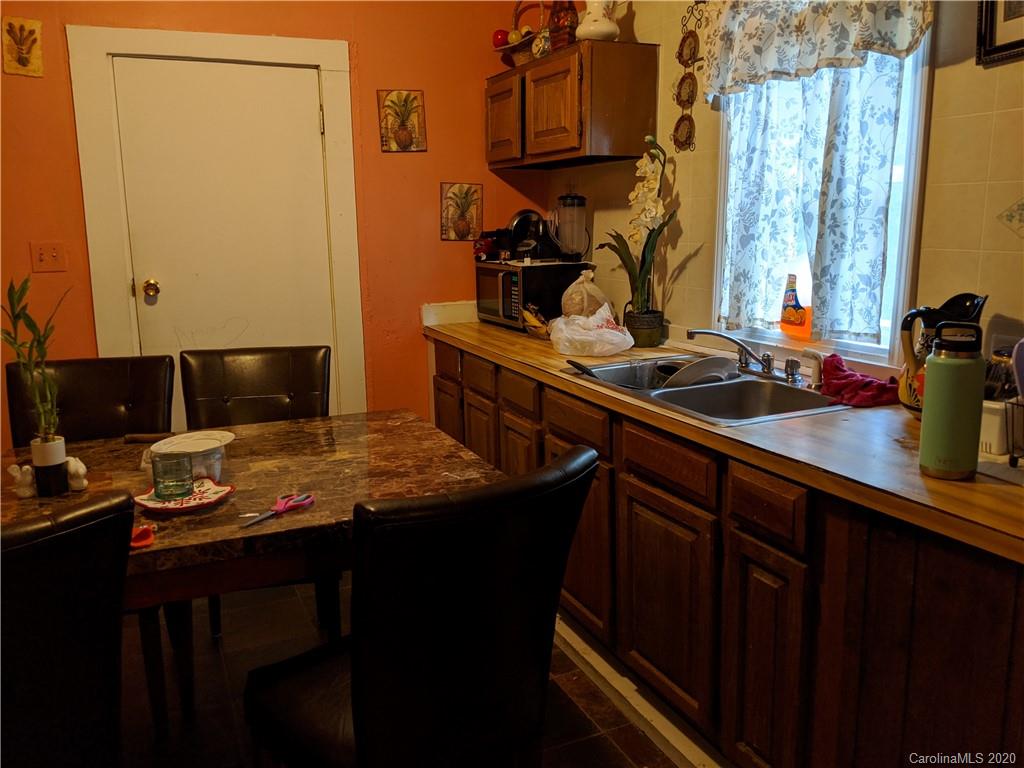 206 & 206.5 Shady Rest Road Morganton, NC 28655 - Photo 3 of 19 Gallery Image 3