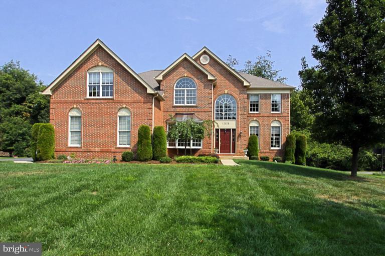12121 Sheets Farm Road North Potomac, MD 20878 - Photo 1 of 29 Full Brick Front with Palladian Windows