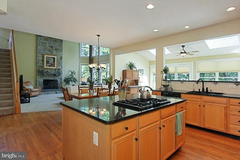 12121 Sheets Farm Road North Potomac, MD 20878 - Photo 12 of 29 Island, Granite Counters & Maple Cabinetry