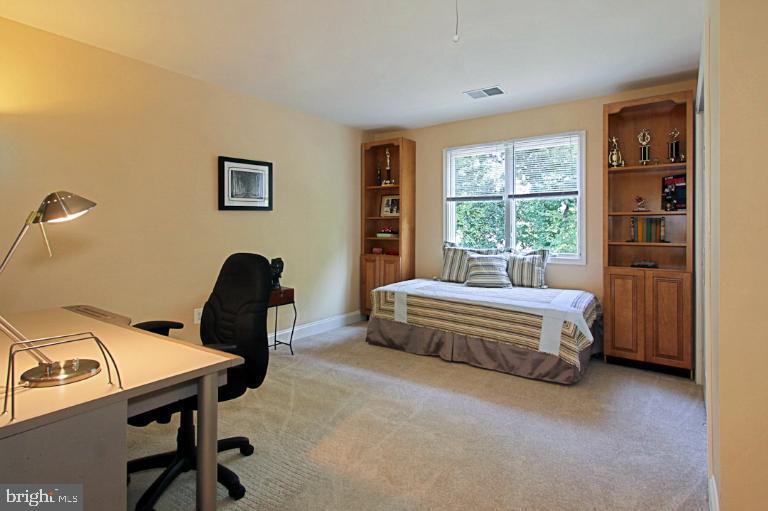 12121 Sheets Farm Road North Potomac, MD 20878 - Photo 23 of 29 Bedroom 2