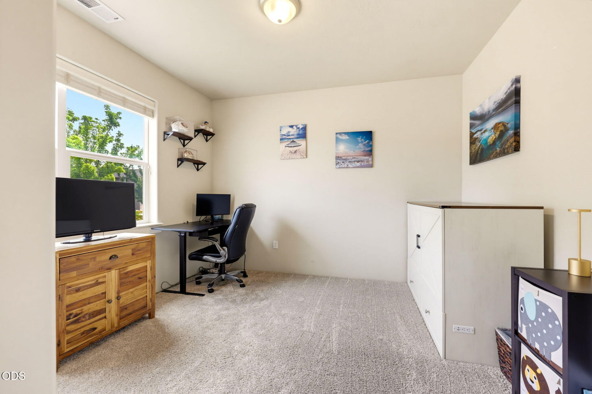 1051 Compton Way Medford, OR 97501 - Photo 22 of 29