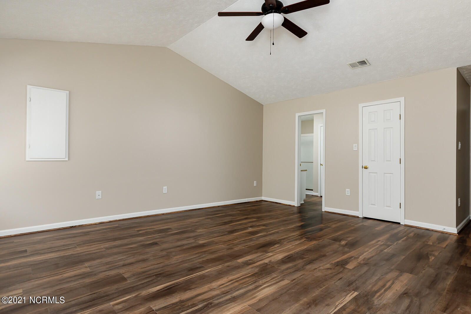 410 Morrison Bridge Road Vass, NC 28394 - Photo 6 of 27 21