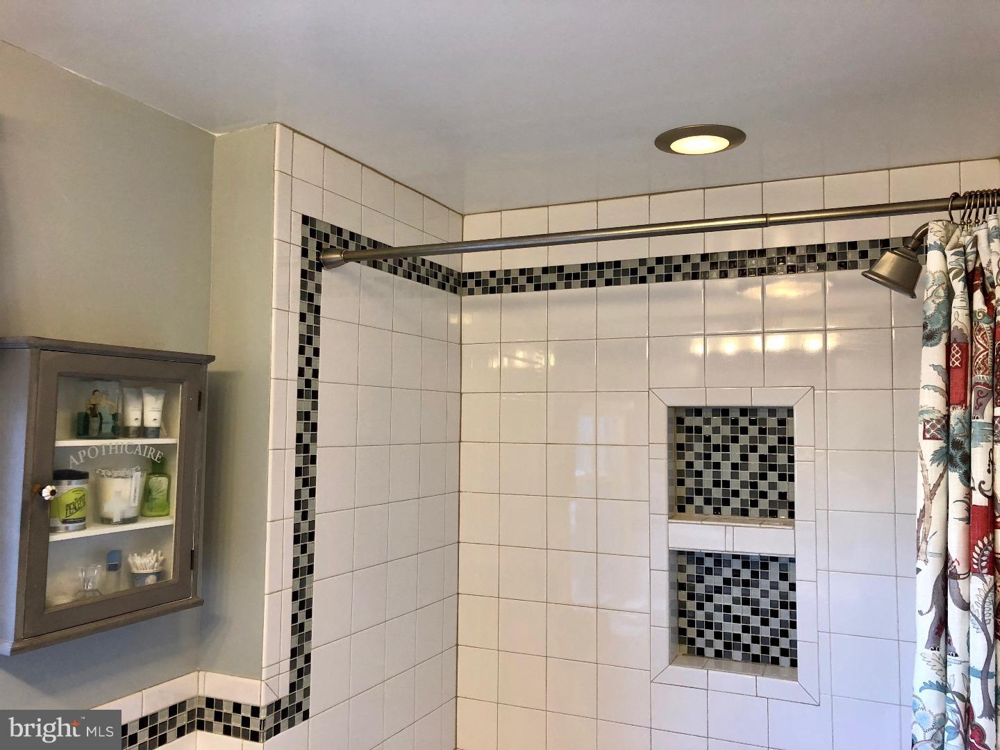 2041 Laurel Road Havertown, PA 19083 - Photo 21 of 25