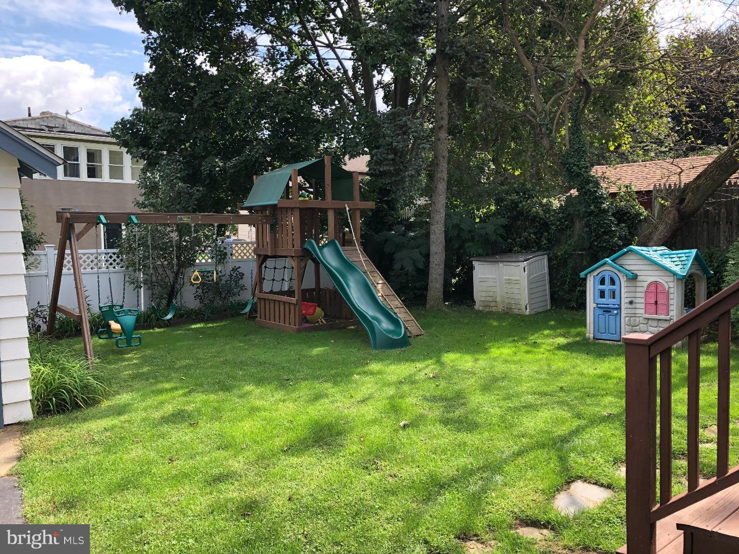 2041 Laurel Road Havertown, PA 19083 - Photo 23 of 25