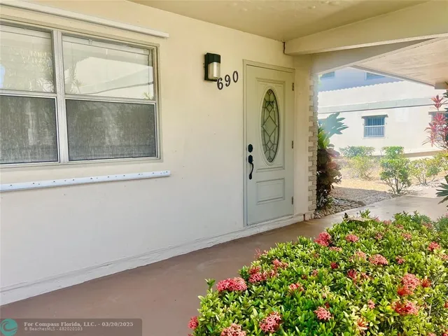 $1,500 | 690 Saxony Place, Unit 690, Delray Beach, FL 33446