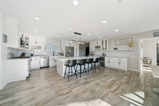 $890,000 | 17487 Aspen Street, Hesperia, CA 92345