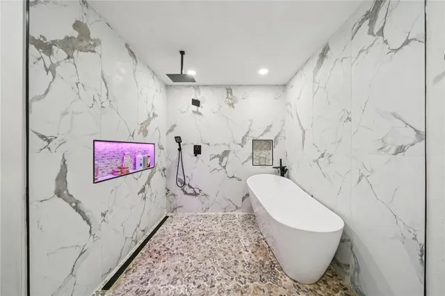 $890,000 | 17487 Aspen Street, Hesperia, CA 92345