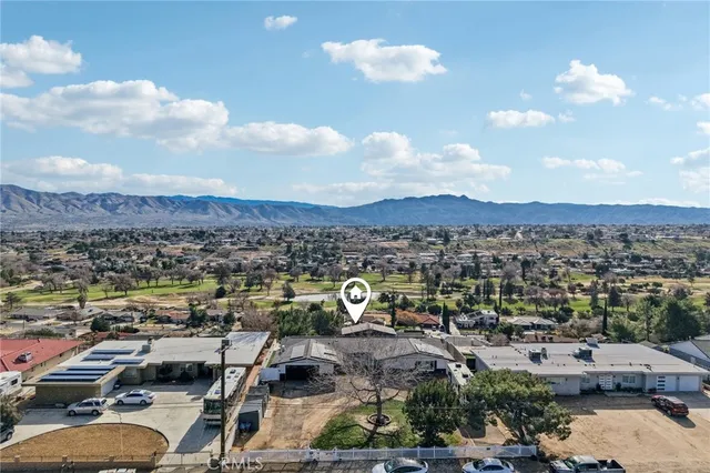 $890,000 | 17487 Aspen Street, Hesperia, CA 92345
