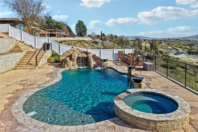 $890,000 | 17487 Aspen Street, Hesperia, CA 92345