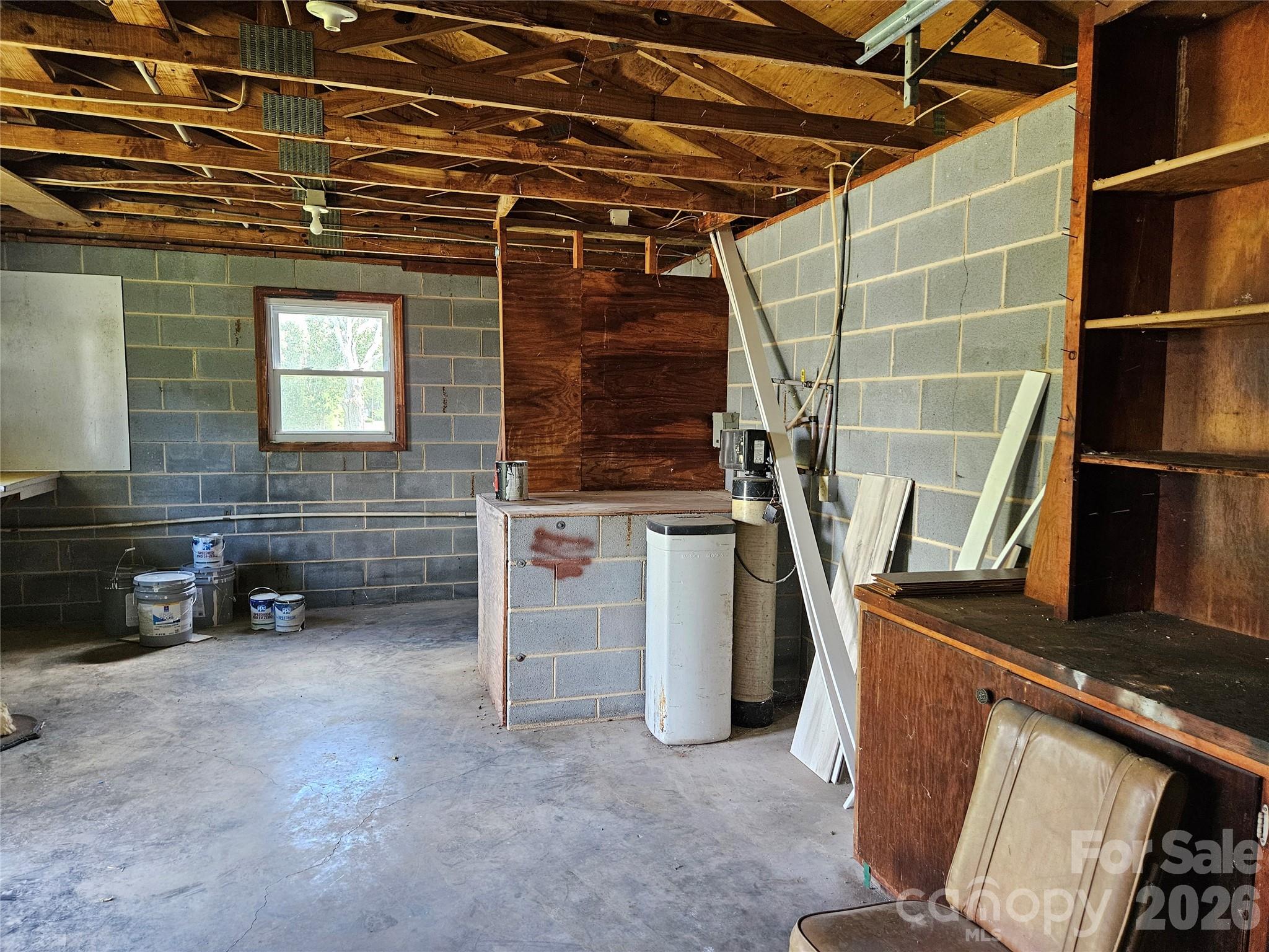 20402 Norton Road Albemarle, NC 28001 - Photo 11 of 34 a view of an empty room with a fireplace