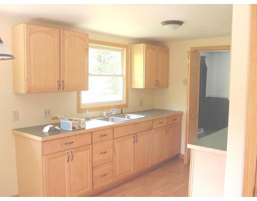 307 Fisk Road Hardwick, MA 01082 - Photo 5 of 13