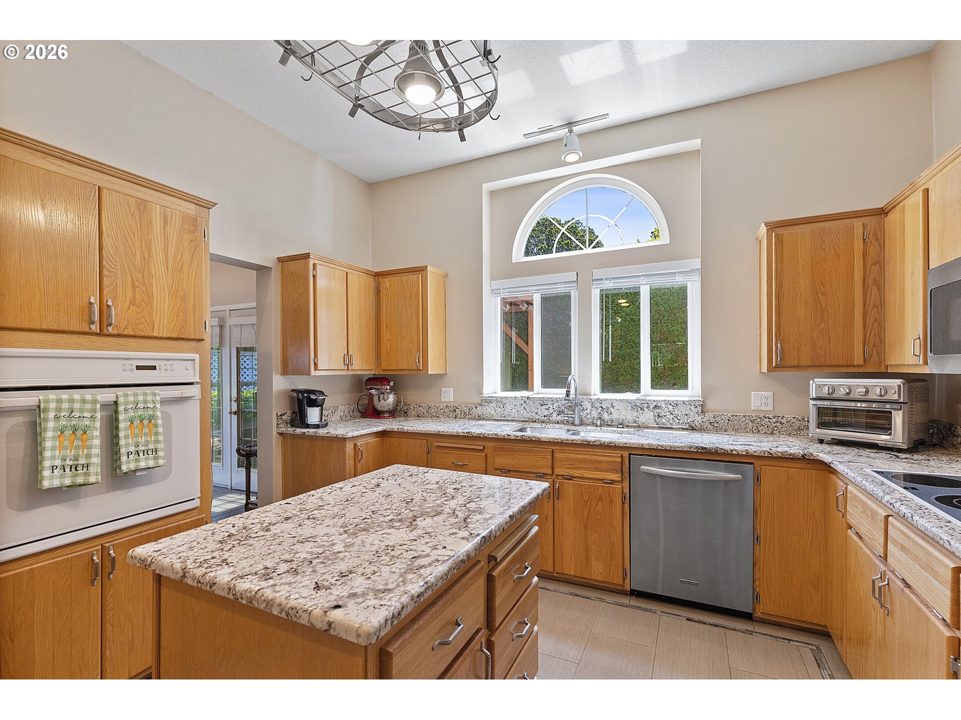 17468 Northwest Shady Fir Loop, Unit 11 Beaverton, OR 97006 - Photo 10 of 40