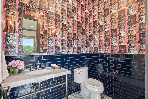 $4,395,000 | 5801 Cypress Point Drive, Fort Worth, TX 76132