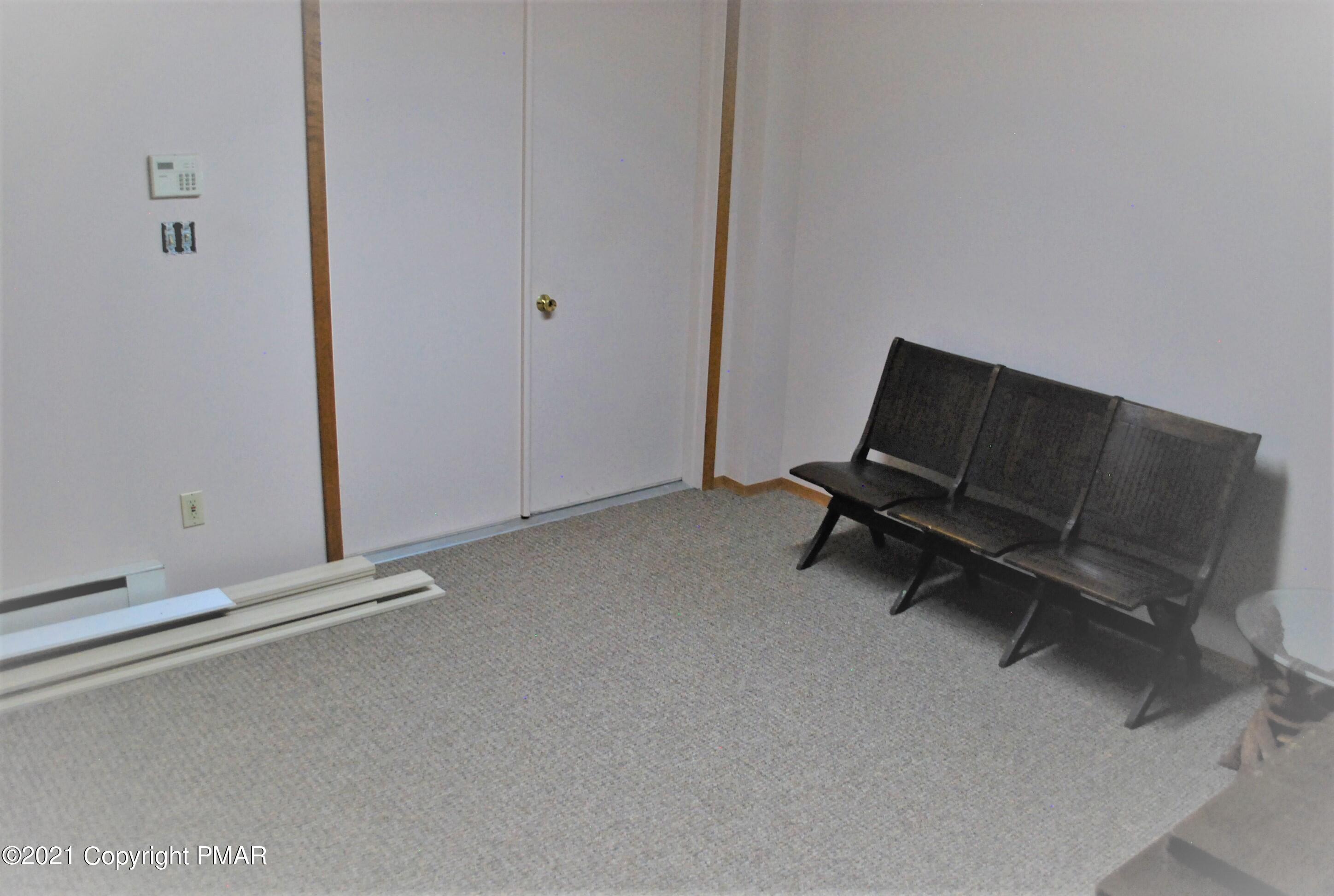 178 Edinburgh Road Bushkill, PA 18324 - Photo 39 of 54 a view of a room with gym equipment