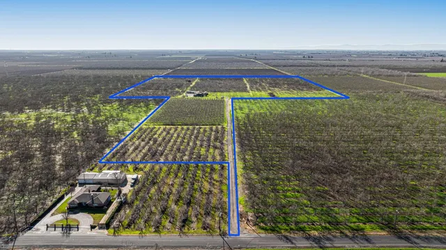 view of an outdoor space with seating area