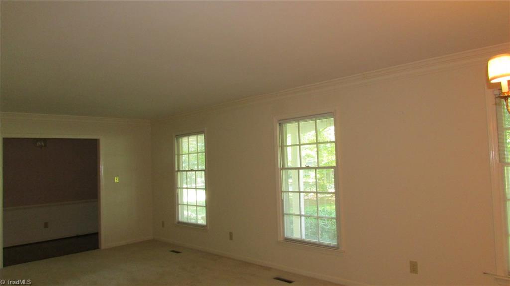 743 Ridgeway Lane Lexington, NC 27295 - Photo 11 of 28 Gallery Image 11