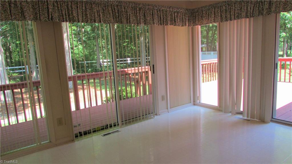 743 Ridgeway Lane Lexington, NC 27295 - Photo 18 of 28 Gallery Image 18